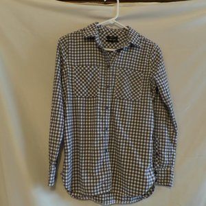 J Crew Women’s Gingham Long Sleeve Top – Size 0